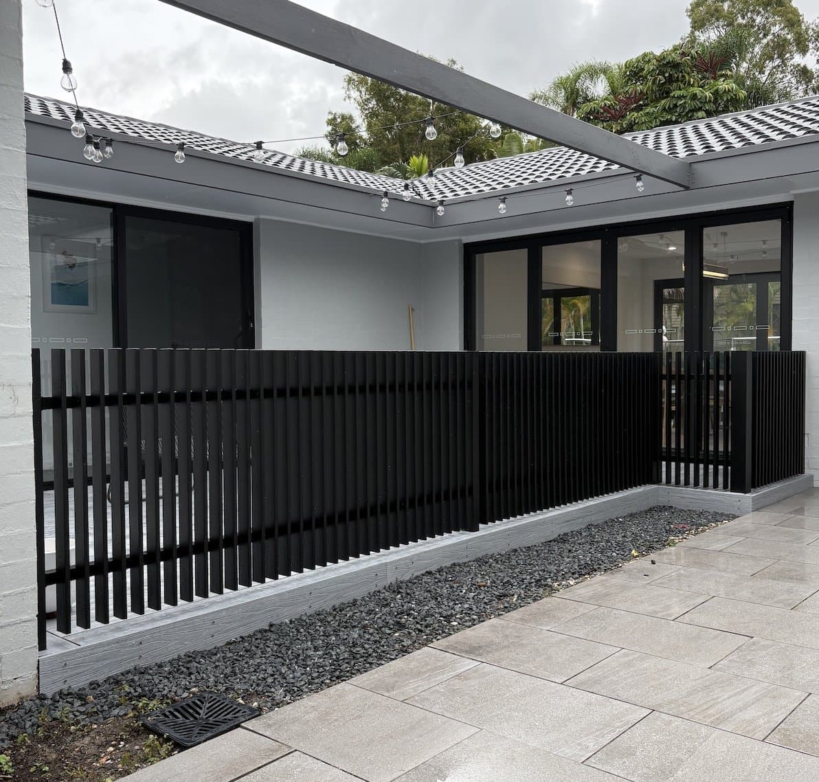 RL Fencing batten fencing installation