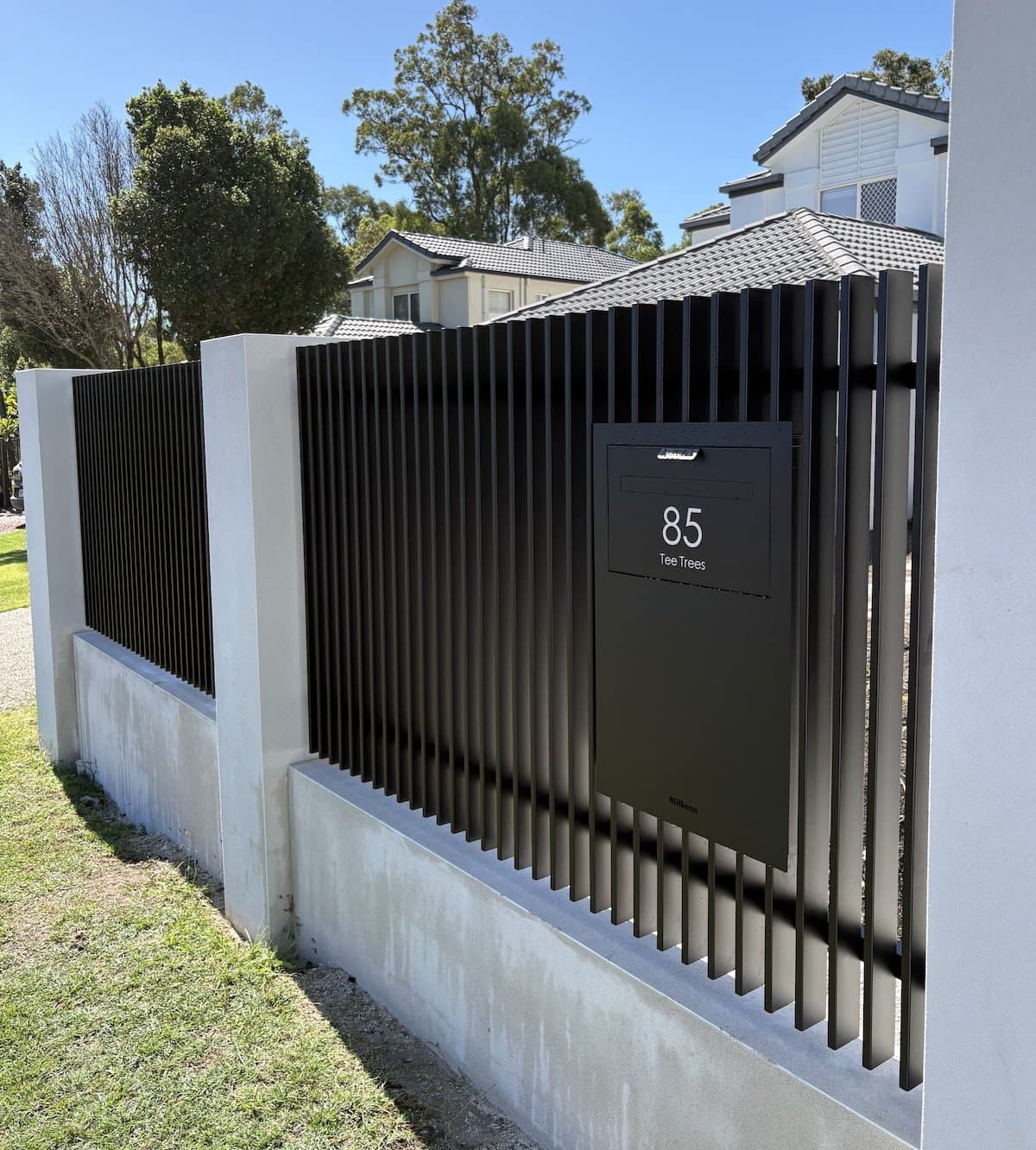 RL Fencing batten fencing installation