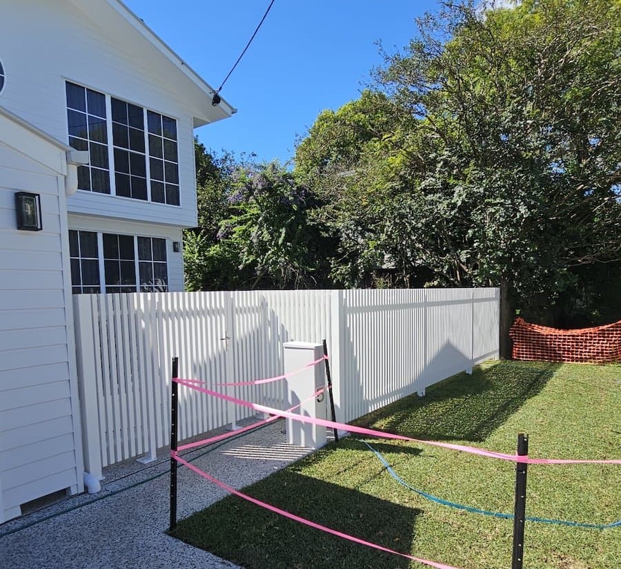 RL Fencing batten fencing installation
