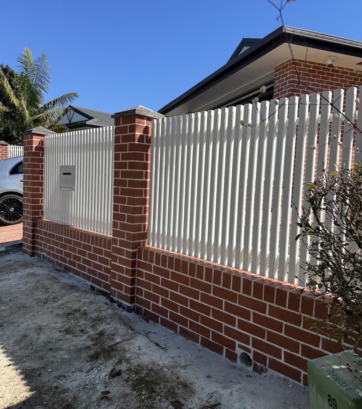 RL Fencing batten fencing installation