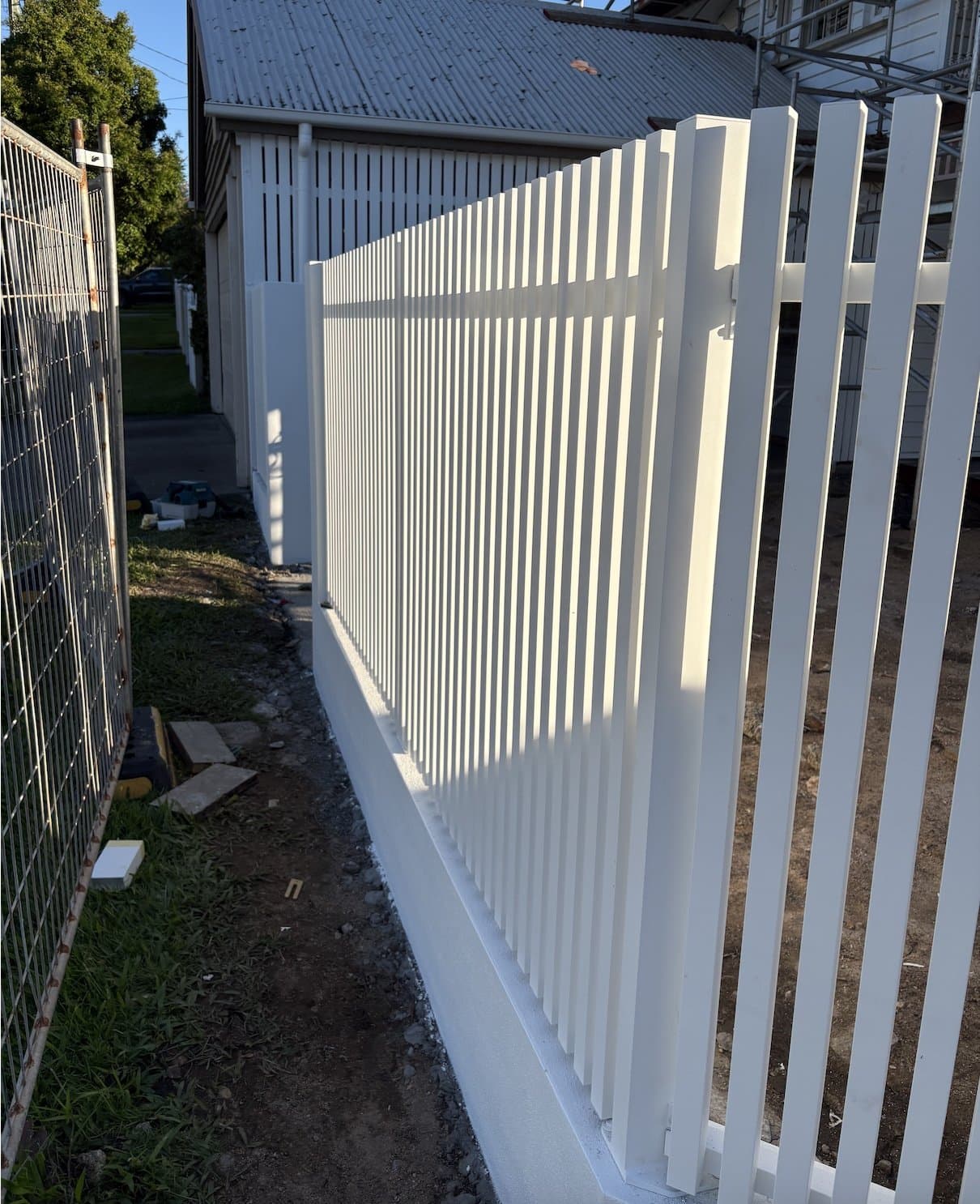 RL Fencing pedestrian gate installation
